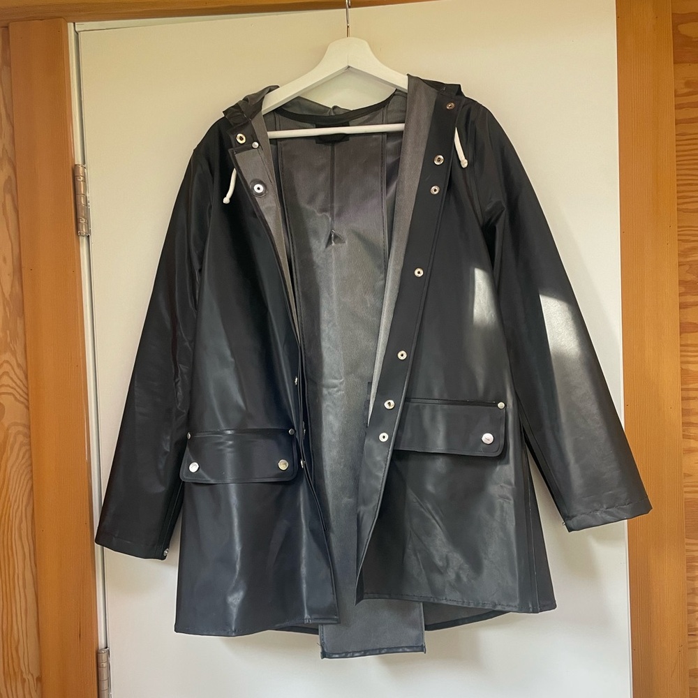 Black Hooded Women's Raincoat
